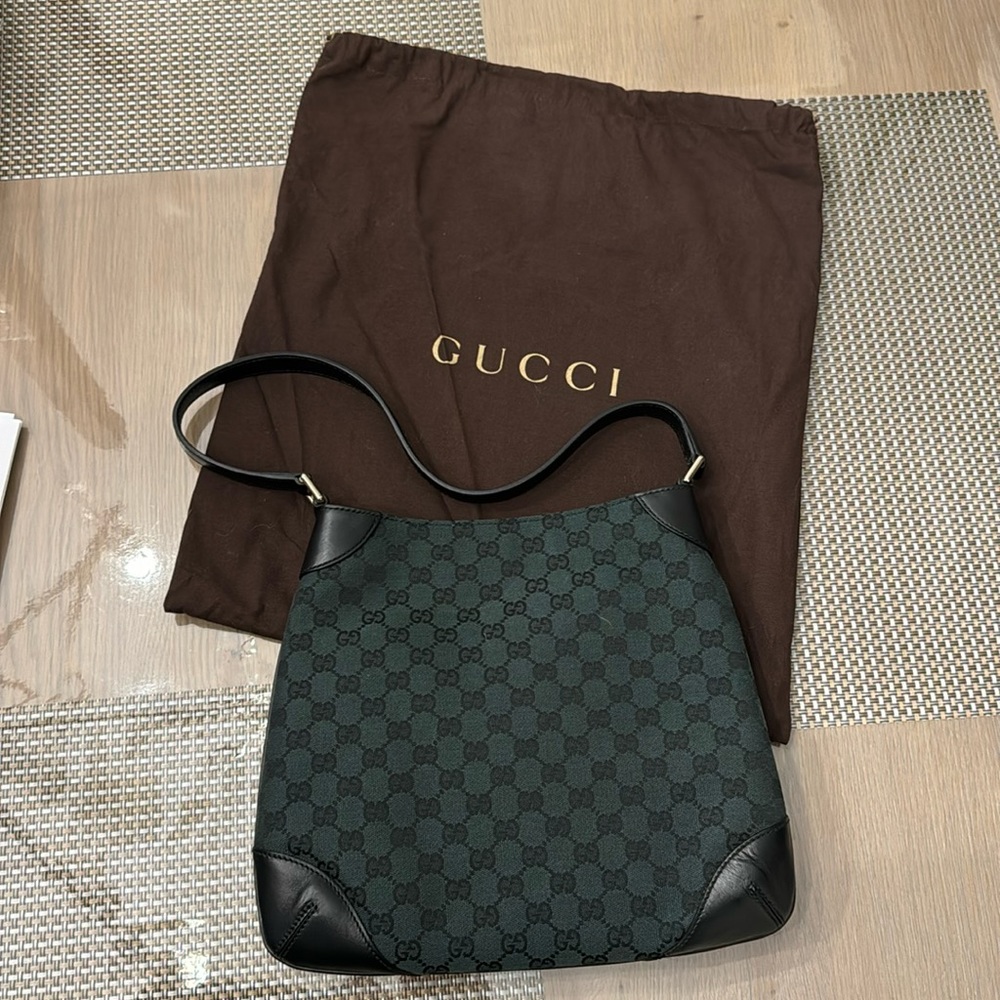 Gucci authentic green and black bag